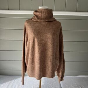 H-m Women's Brown and Tan Jumper